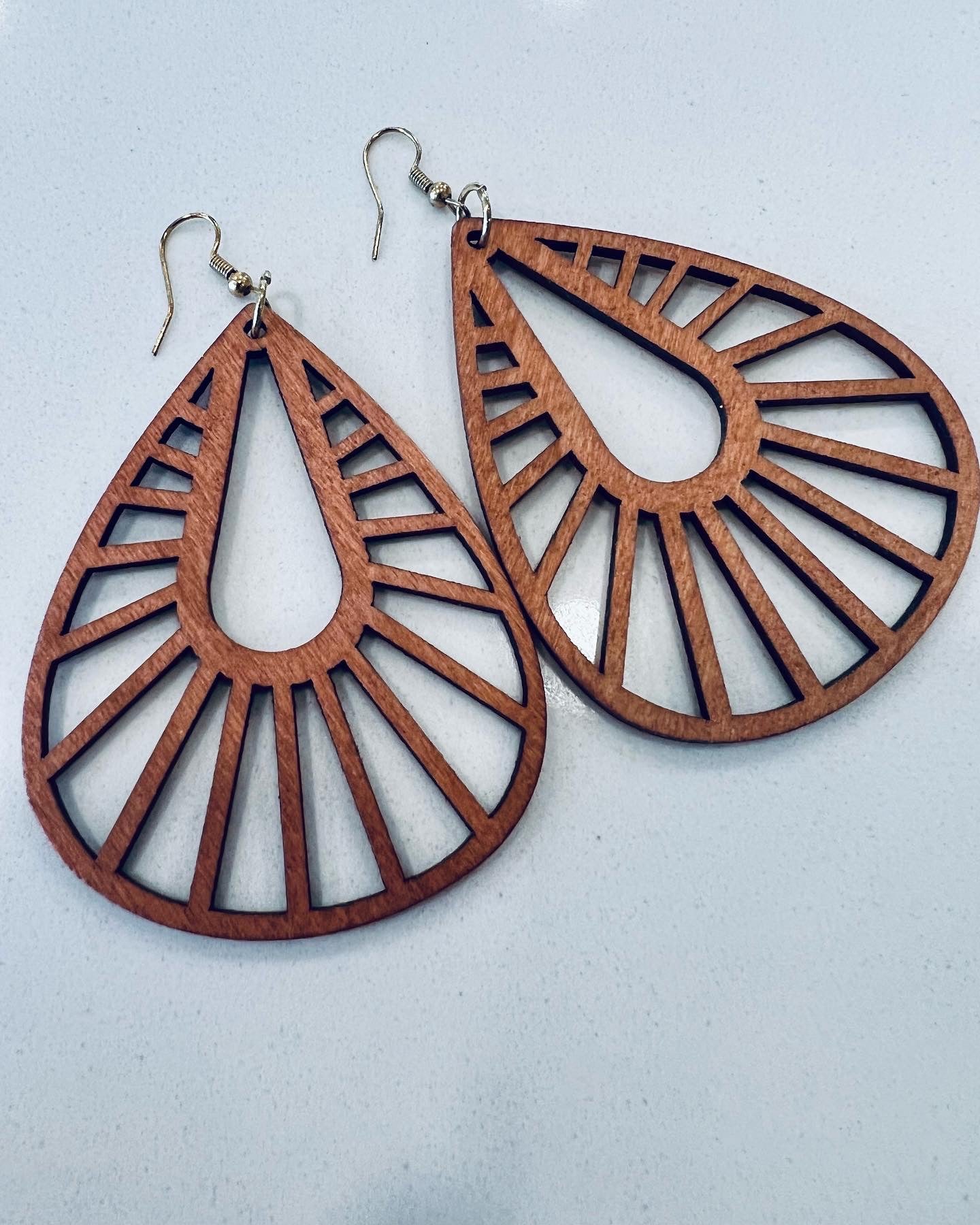 70s Teardrop Wood Earrings